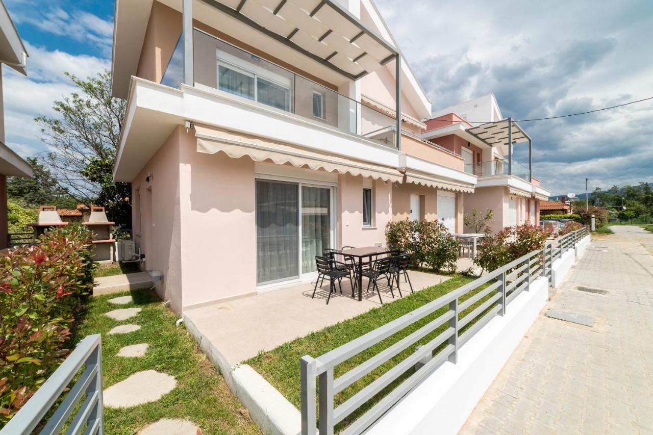 Apartamento Dionysos Residential Complex Ofrínion Exterior foto